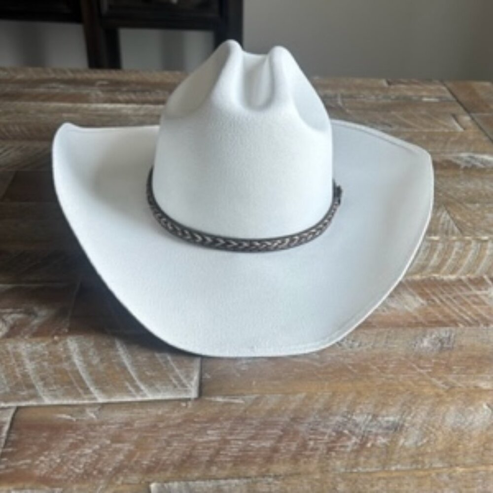 MEN'S WESTERN COWBOY RODEO HAT. RANCH STYLE COWBOY HAT SIZE SMALL/MEDIUM